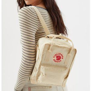 Fjallraven Kånken Mini Backpack